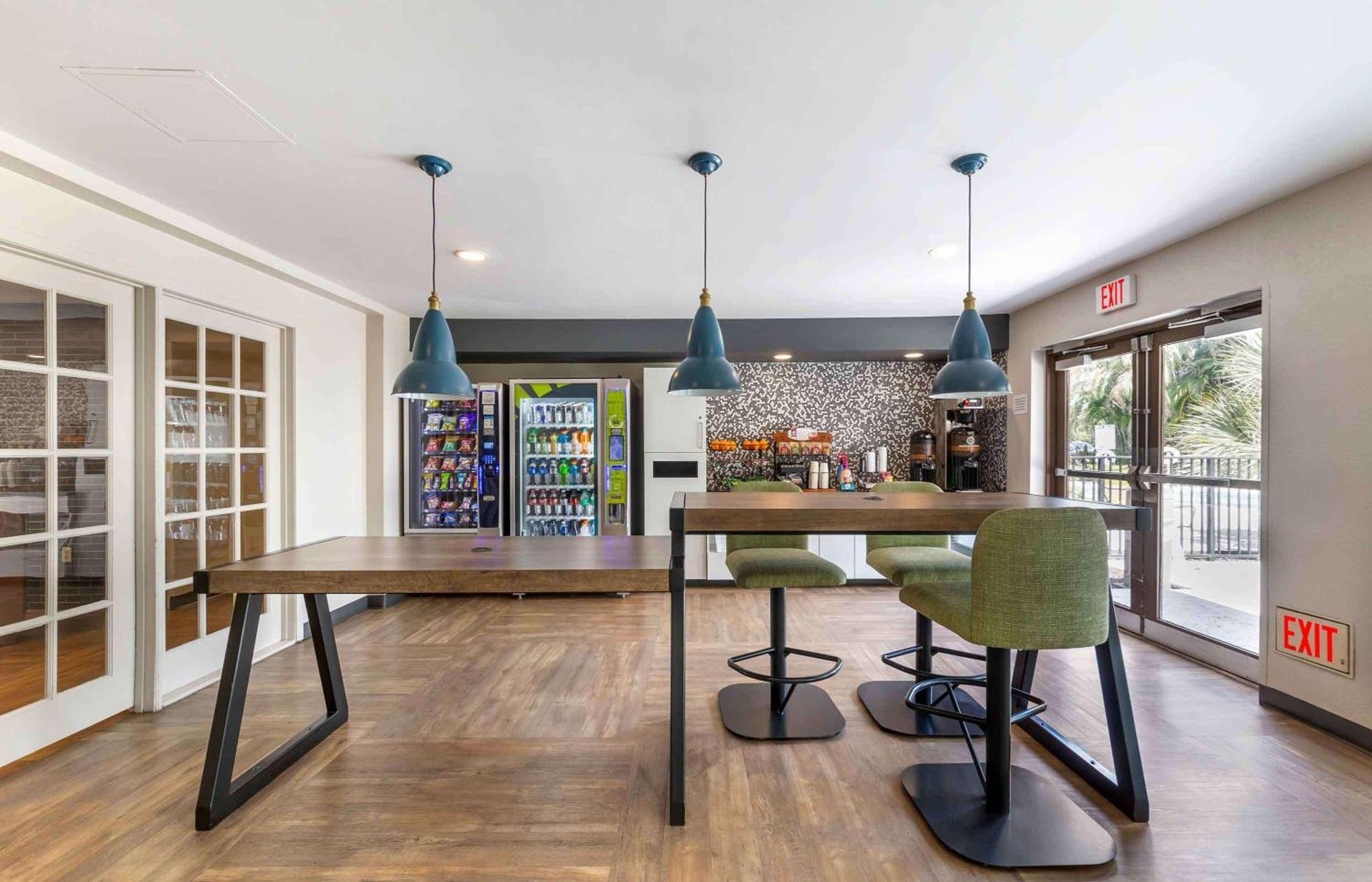 艾斯坦德美式酒店 - 迈阿密 - 机场 - 迈阿密斯普林斯 迈阿密泉 外观 照片
