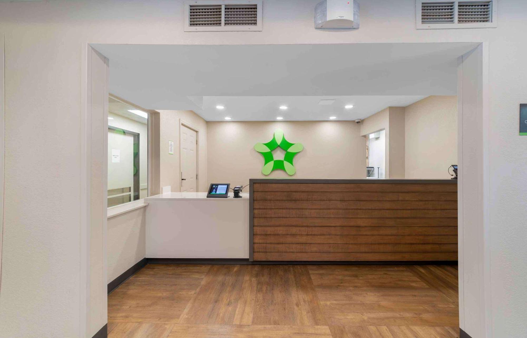 艾斯坦德美式酒店 - 迈阿密 - 机场 - 迈阿密斯普林斯 迈阿密泉 外观 照片